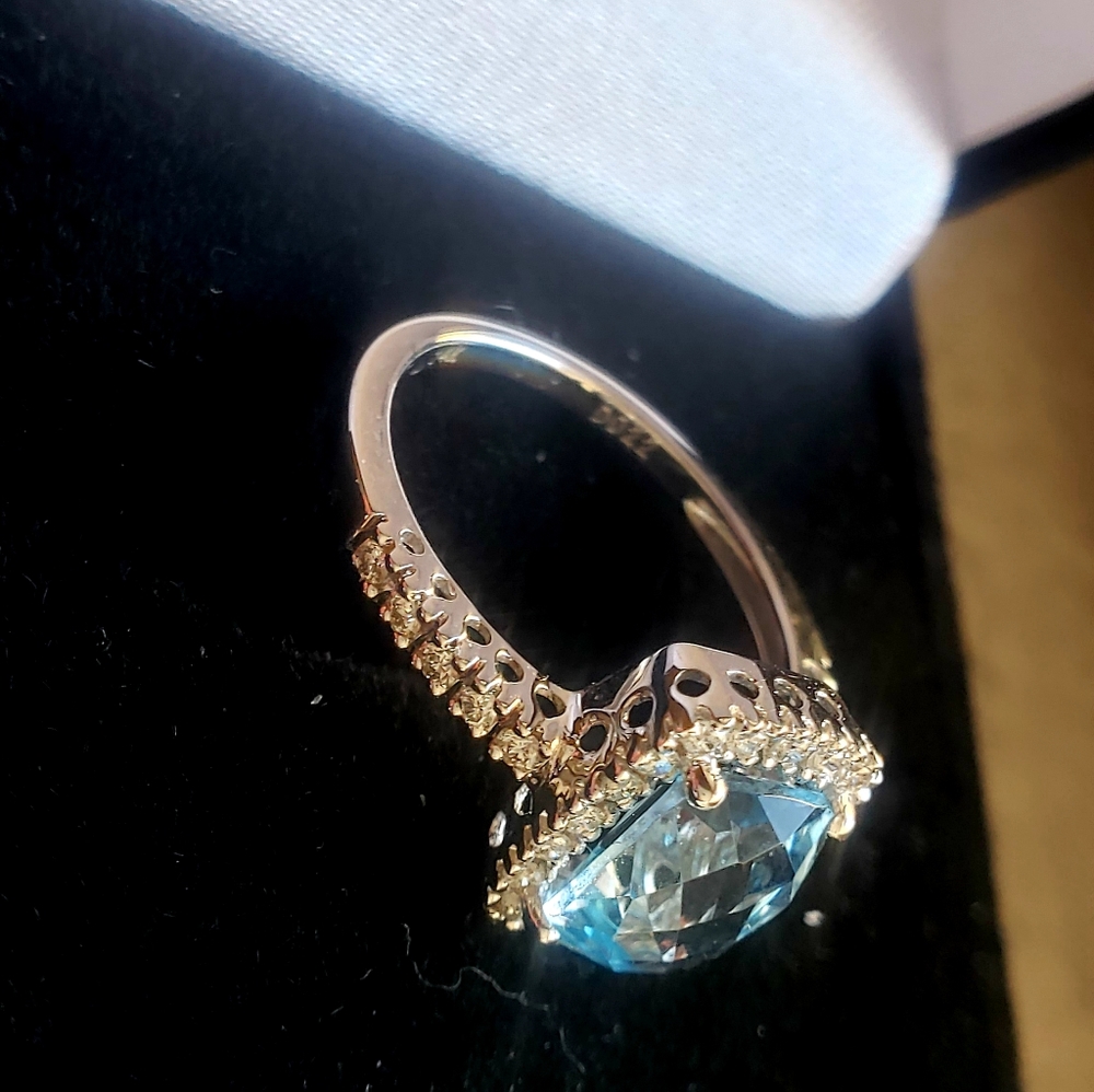 14k solid fine gold  topaz diamond ring